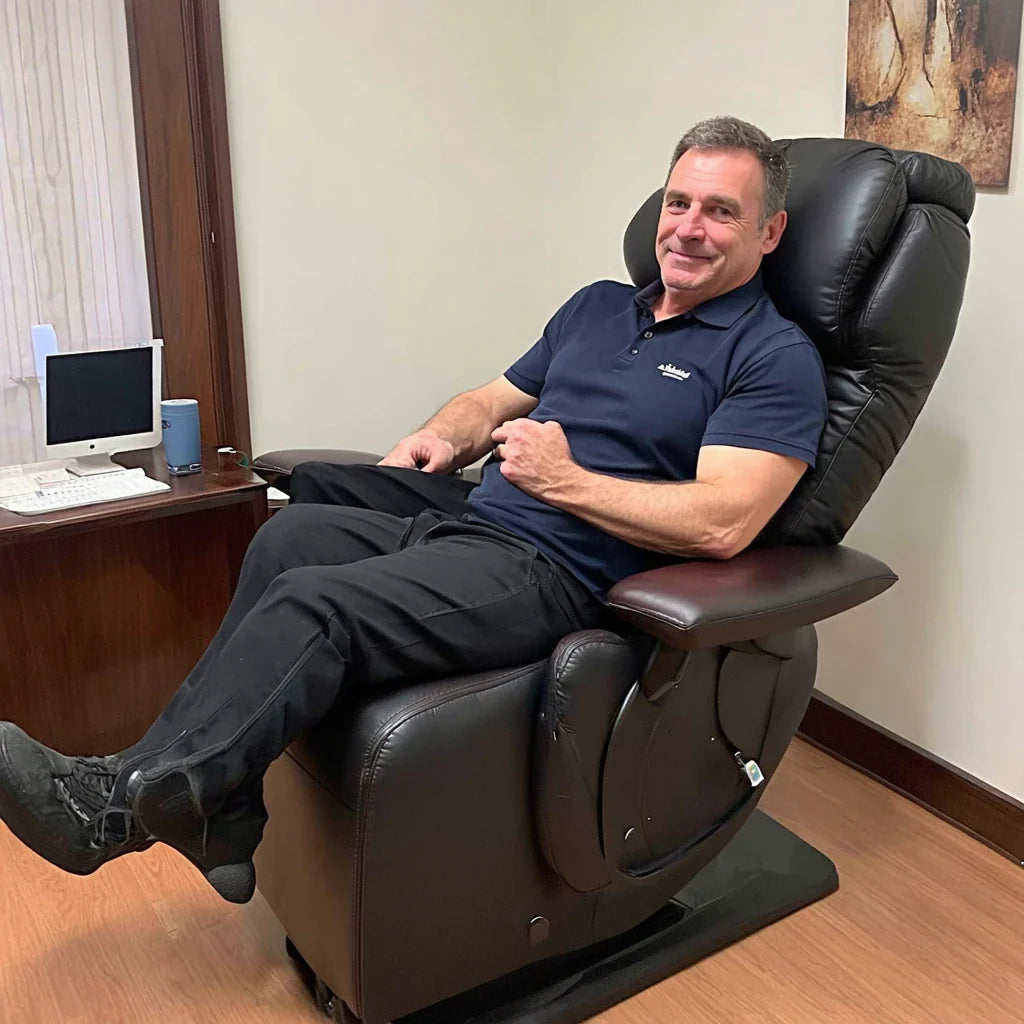 Who and what can a therapy chair help?